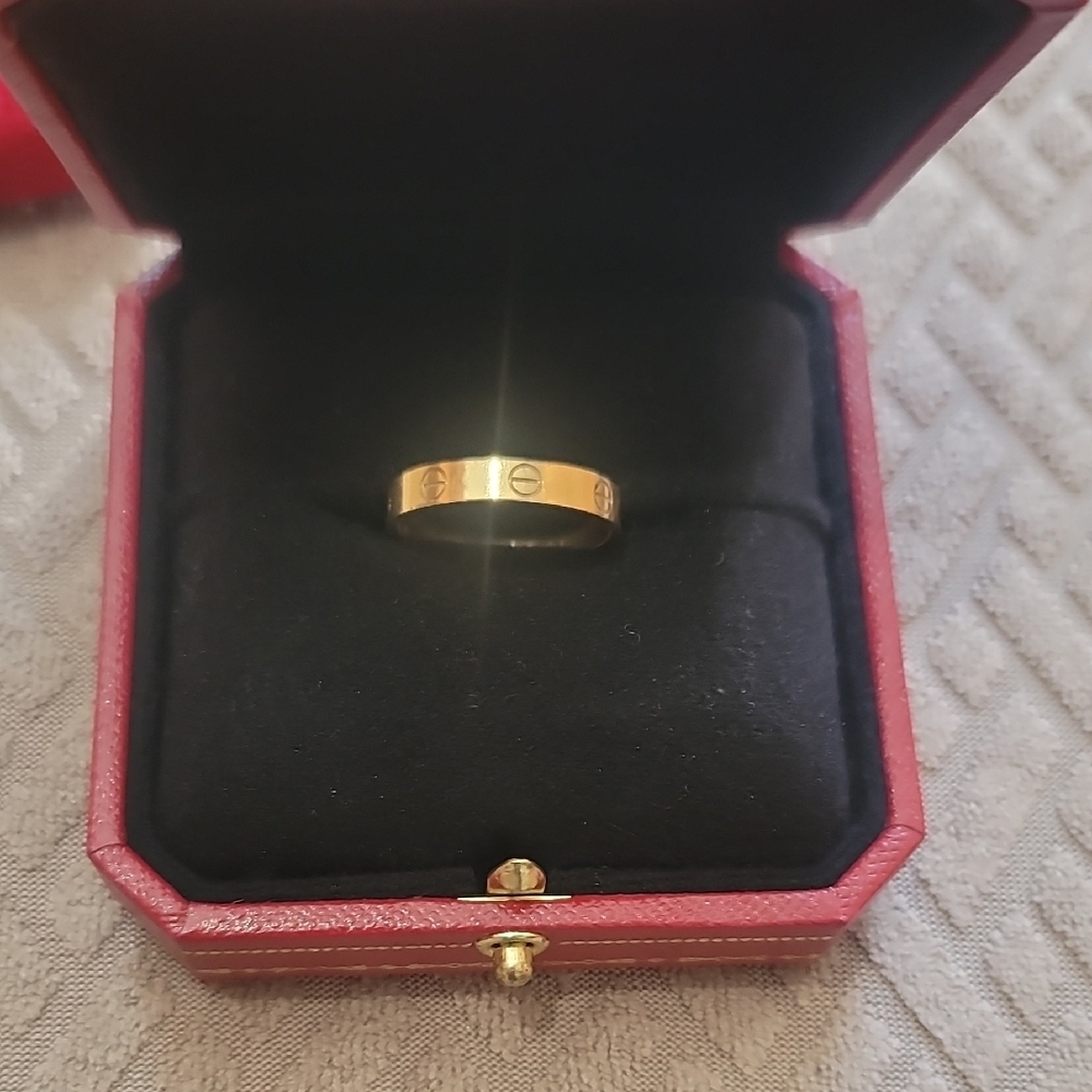 Cartier Gold Love Ring Small Model - Picture 2 of 8